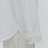 たっぷりフリルブラウス