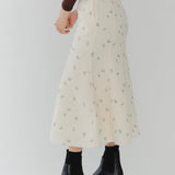 フクレ刺繍フレアスカート