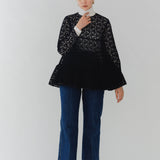 フロッキーレースティアードブラウス