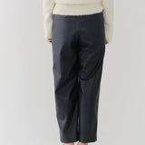 ロイヤルレザーパンツ