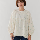 フクレ刺繍ギャザーブラウス