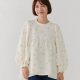 フクレ刺繍ギャザーブラウス