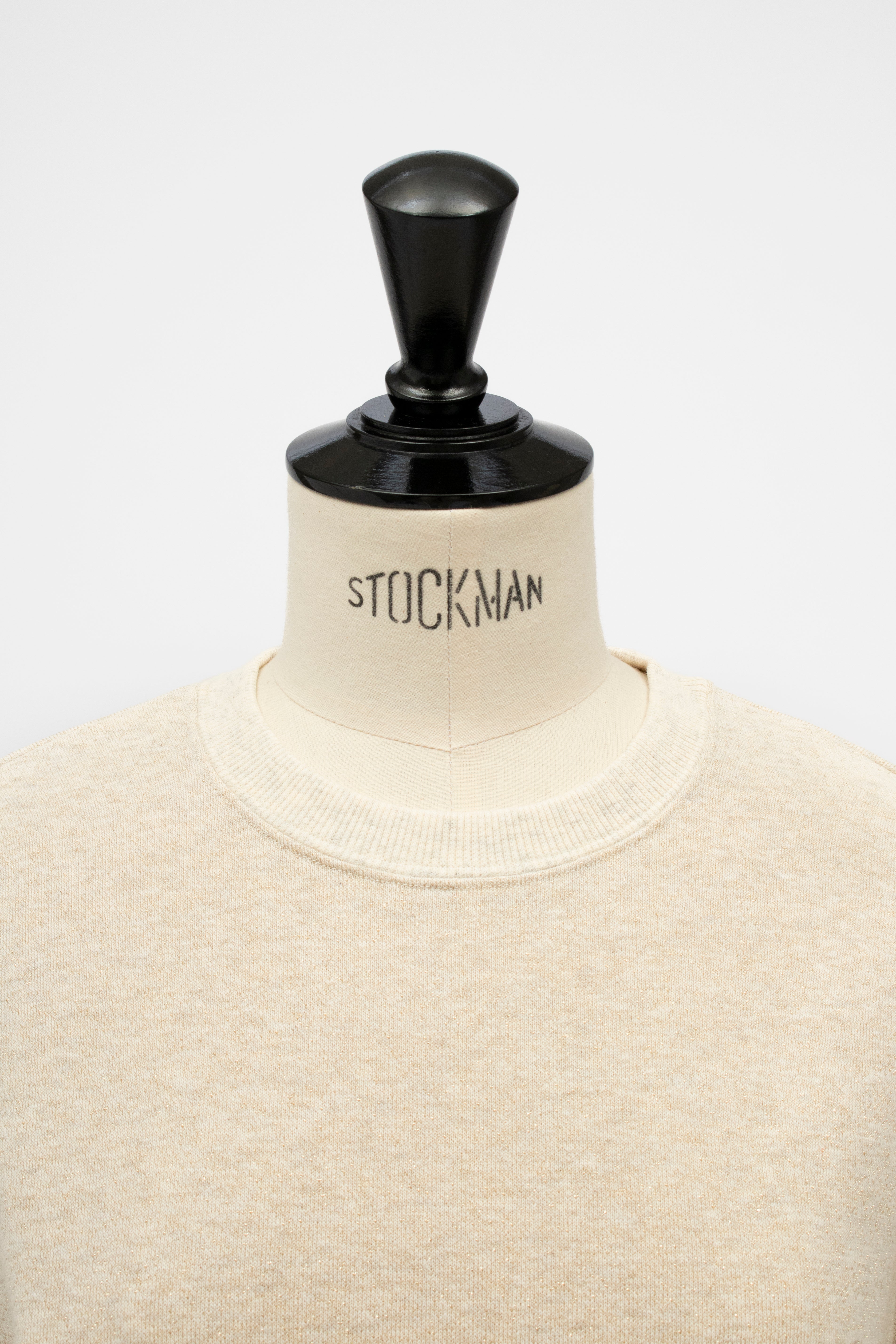 ベーシック裏毛ヘムラウンドTee – yori shirocon