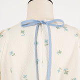 フクレ刺繍ギャザーブラウス