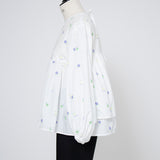 ブロッサムギャザーパフブラウス