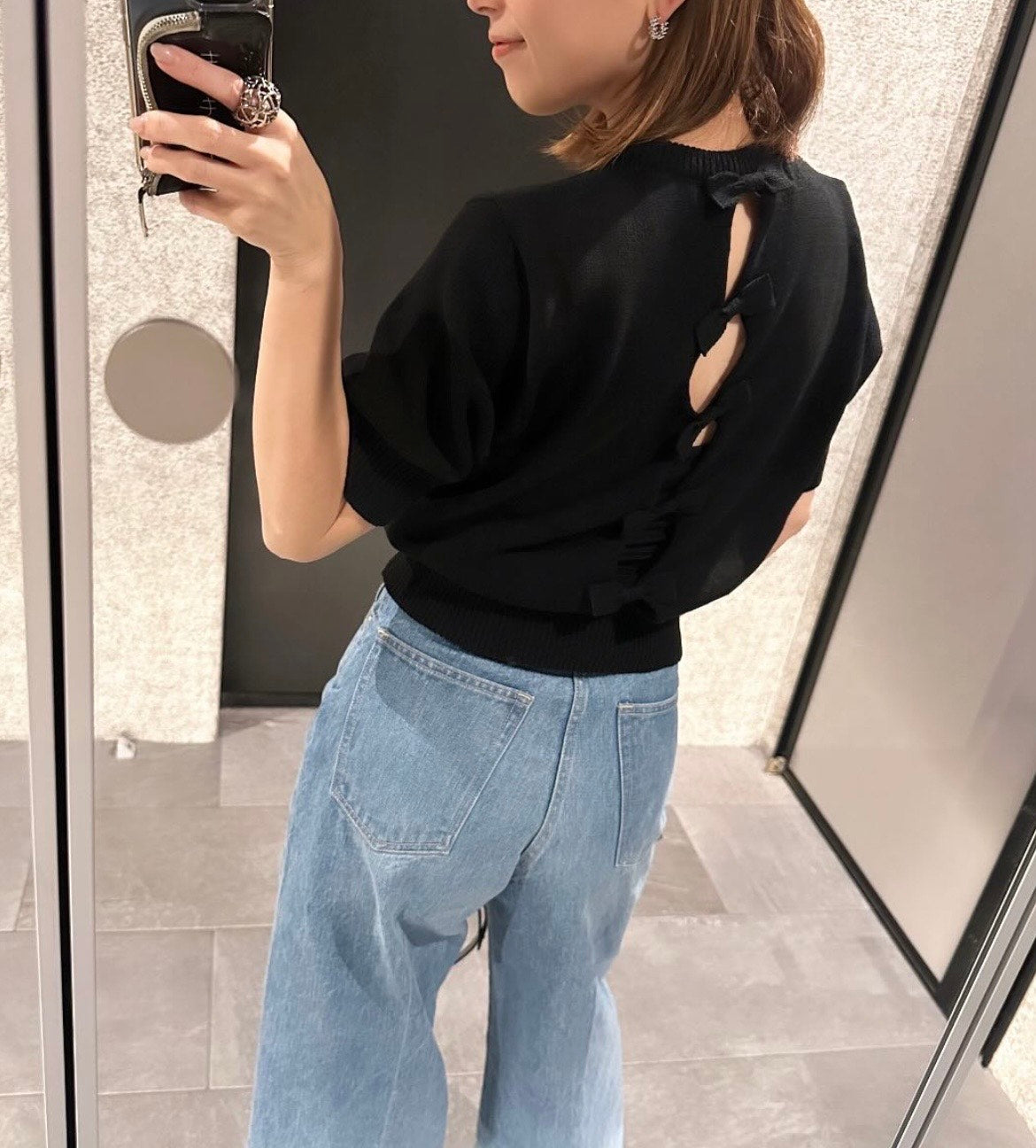 Back ribbon short sleeve knit