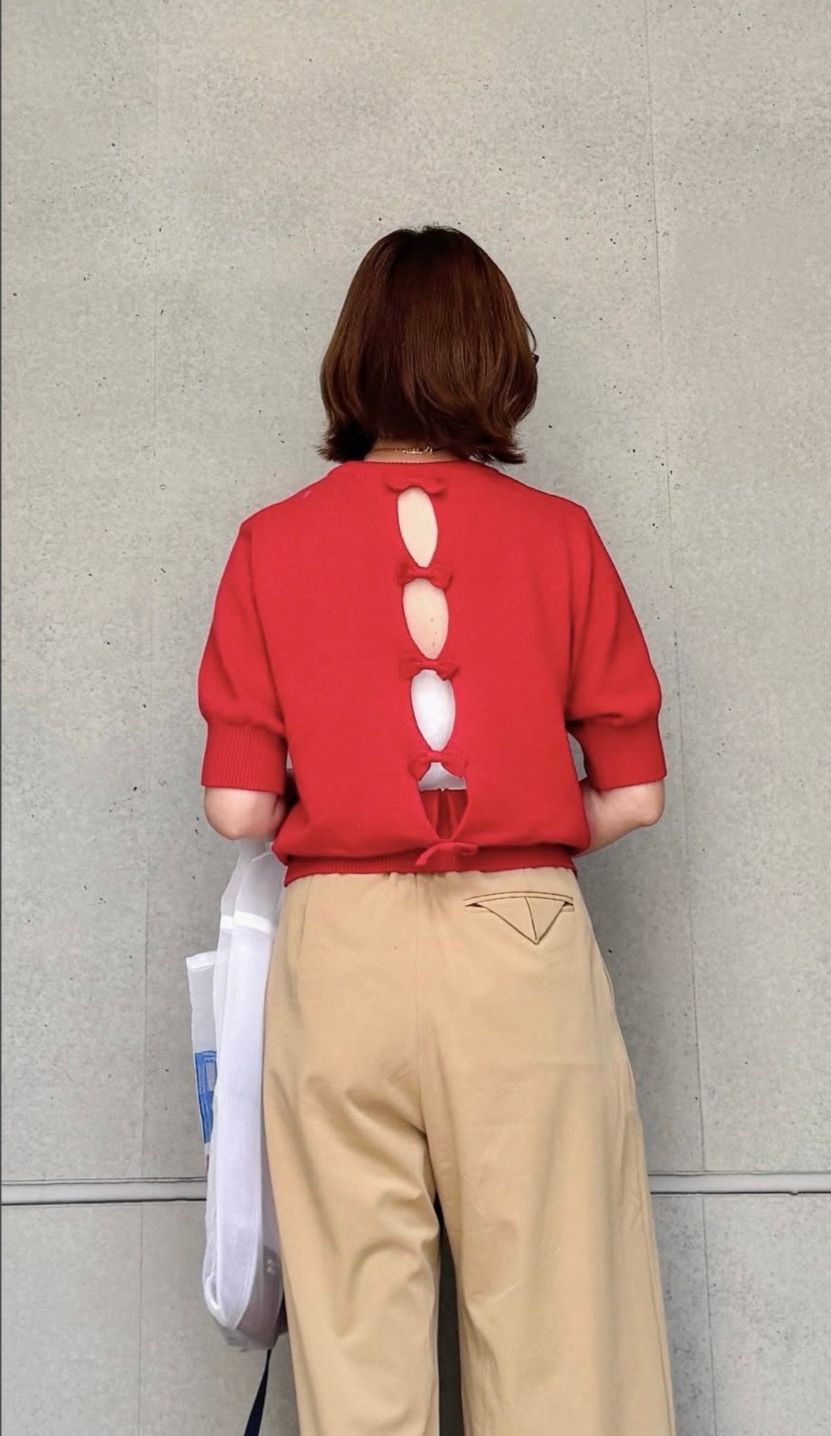 Back ribbon short sleeve knit