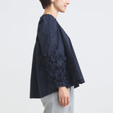 パフュームブラウス