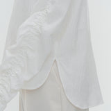 ミルフィーユギャザーブラウス